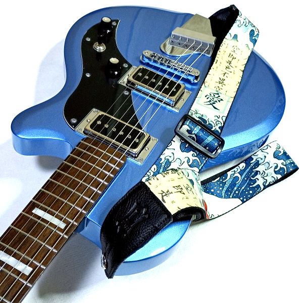 Supro WestburyにRoswell Pickups (ロズウェル・ピックアップス) Humbucker size Open Covered P90を搭載した画像2
