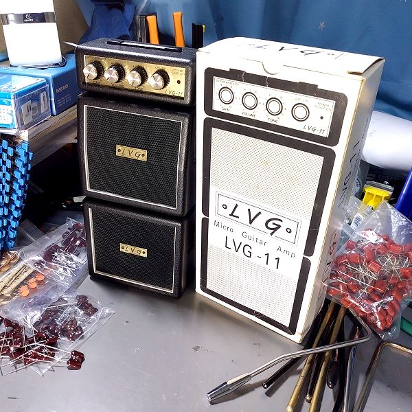 LVG-11 Micro Guitar Amp 箱付き ジャンク品