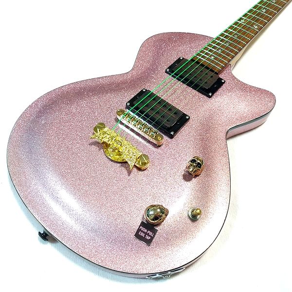 カラーギター弦 DR NEON GREEN / Daisy Rock Rock Candy 通常照明