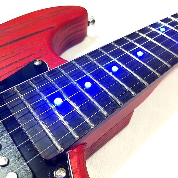 指板が光る安ギター MUSOO カスタムエレキギター LED付 MST2110 ネック2