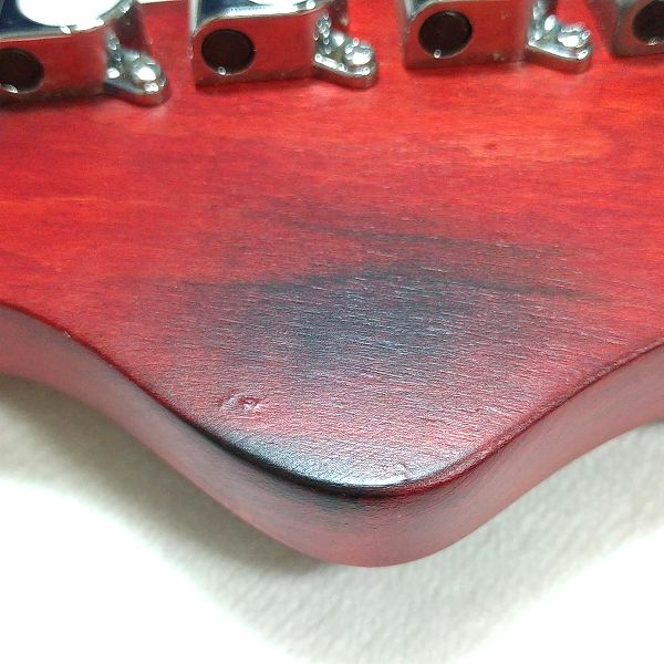 指板が光る安ギター MUSOO カスタムエレキギター LED付 MST2110 ボツボツ