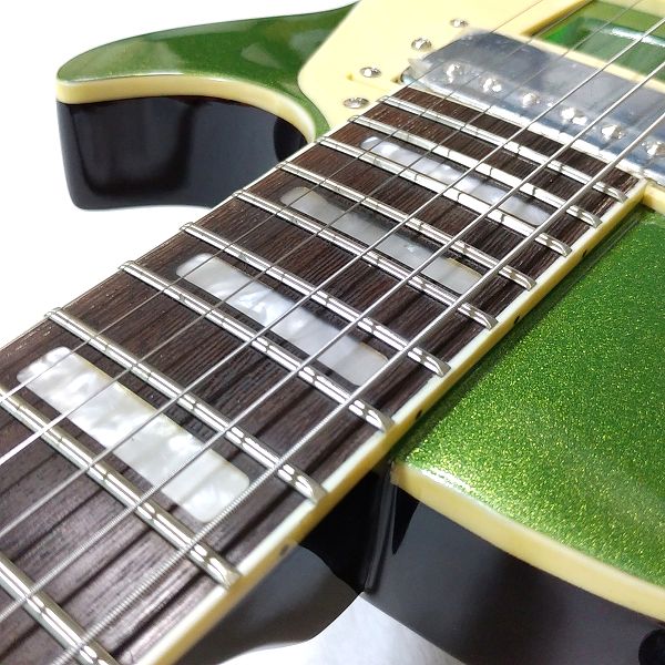 演奏性 Amazonで買える激安ギター GROTE LP Style Metallic Paints Green LPタイプ フレット 2