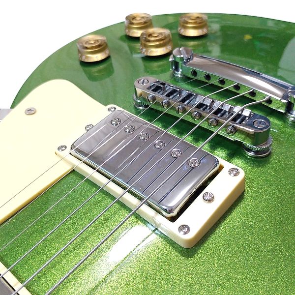 サウンド Amazonで買える激安ギター GROTE LP Style Metallic Paints Green LPタイプ ブリッジピックアップ 斜めアングル
