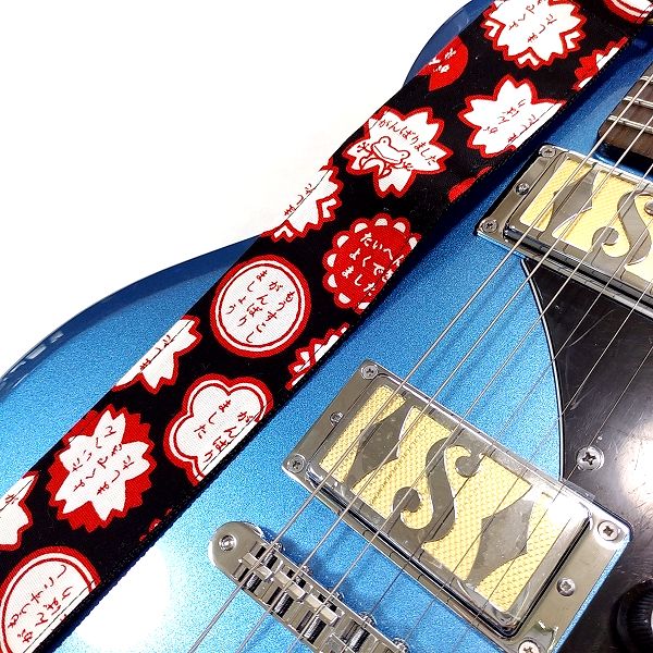 取付け：ARIA SPS-2000STAMP 占いが出来る日本製スタンプ柄ギターストラップ 原色同士で合わせる 3