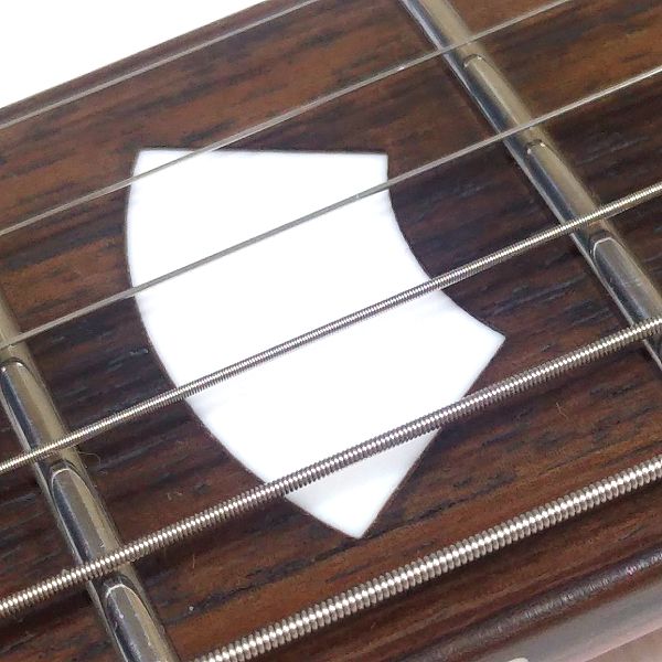演奏性：EART EGLP-610 Amazonで買える全身ローステッドオクメ＆ステンレスフレット搭載軽量LPタイプ安ギター ネック インレイ