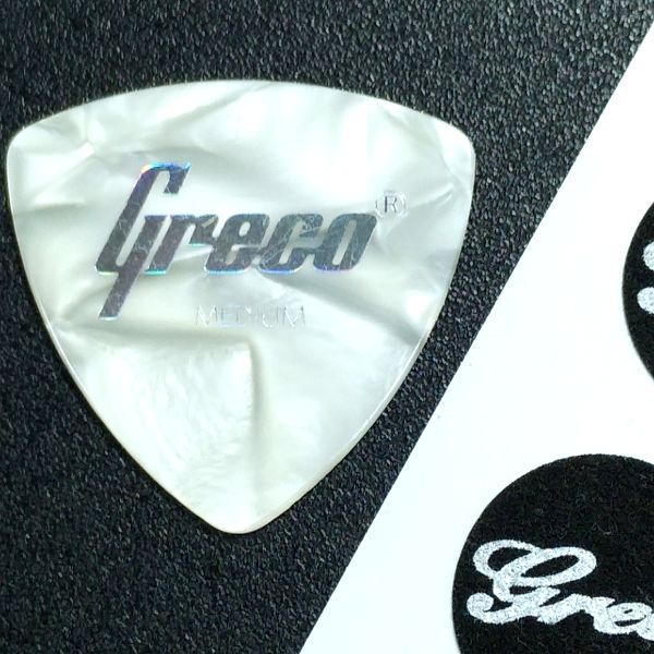 滑り止め効果の検証：GRECO G-GRIP ギターピック用滑り止めシール / GRECO 2020 TR MEDIUM (セルロイド)