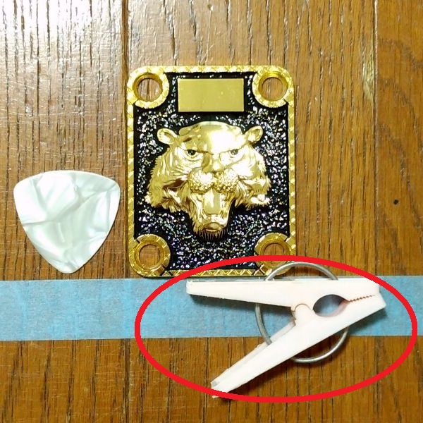 滑り止め効果の検証：GRECO G-GRIP ギターピック用滑り止めシール グリップ力の向上を『停止距離』で確認 謎の左打ち洗濯ばさみ