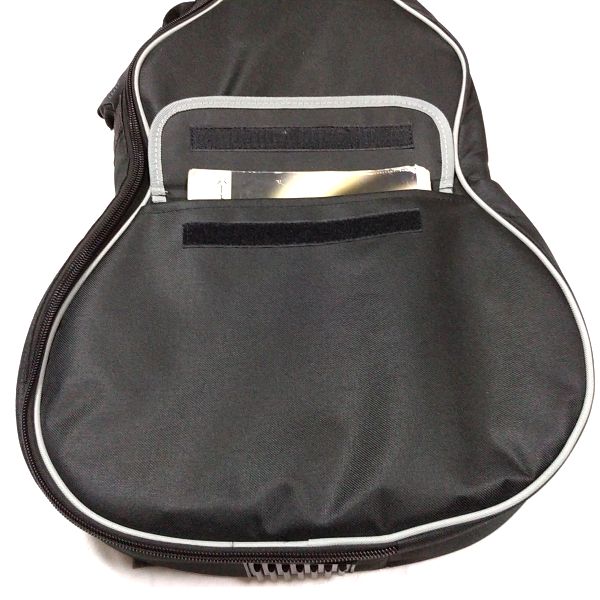 収納チェック：Kavaborg MB4105E(Electric) Black エレキギター用オールラウンドギグバッグ 収納用ポケット ボディ側 A4楽譜収納時