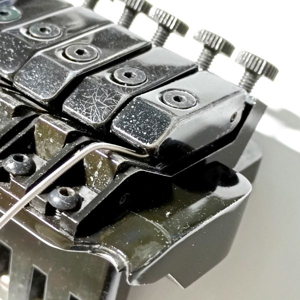 ヤマハ Rockin’Magic II ストリングロックスクリュー