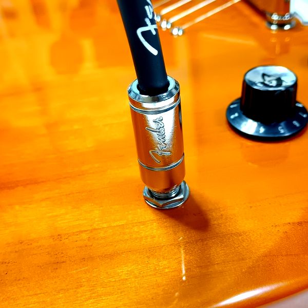 主要ジャックとのフィット感 Fender (フェンダー) Contour Series Instrument Cable