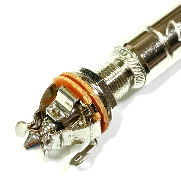 主要ジャックとのフィット感 Fender (フェンダー) Contour Series Instrument Cable Pure Tone Jack PTT1 その1
