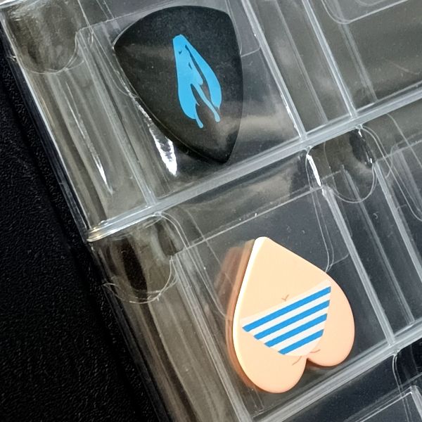 使い方 電子の歌姫を飾る ESP Guitar Pick Album ピックアルバム レビュー その3