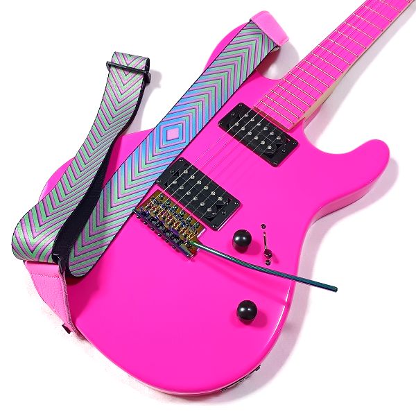 取付け 錯視×ピンク LEVY'S ( レヴィース ) イリュージョンシリーズギターストラップ その1