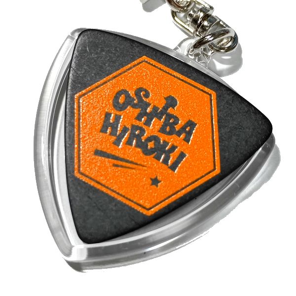 【愛曲楽器】大柴広己さんの達人ピックレビュー｜滑り止め付きで長持ちギターピック！ _ ギターいじリストのおうち