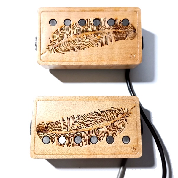 そして完全体へ……  Masterbuiltのゼブラカラー風木製ボビンハムバッカー 選び出すギターパーツみがわりreplacements 装着 2個分