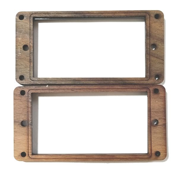 細部の仕上がり Masterbuiltのゼブラカラー風木製ボビンハムバッカー エスカッション 正面