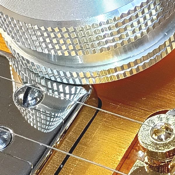 立体交差で波乱が起きるか！ uxcell アルミ製ゴムリングノブ選手 ポット装着図 その2