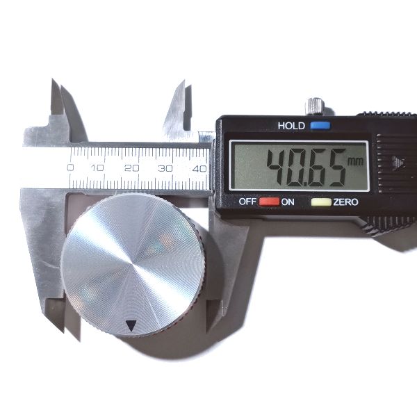 立体交差で波乱が起きるか！ uxcell アルミ製ゴムリングノブ選手 ゴム付きの直径