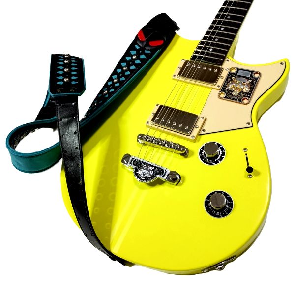 取付け RightOn!STRAPS ( ライト・オン・ストラップス ) ARMOUR 高級ギターストラップ その2