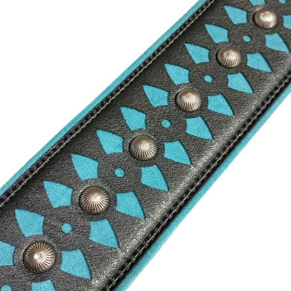 取付け RightOn!STRAPS ( ライト・オン・ストラップス ) ARMOUR 高級ギターストラップ その1