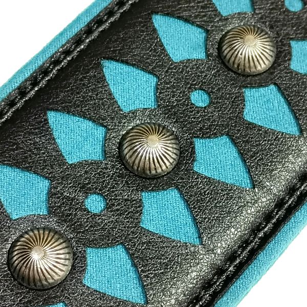 デザイン RightOn!STRAPS ( ライト・オン・ストラップス ) ARMOUR 高級ギターストラップ リベット装飾