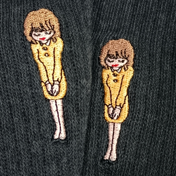 外観 ハーフ丈 福助 サウンドハウスお姉さん靴下 ブラック 刺繍