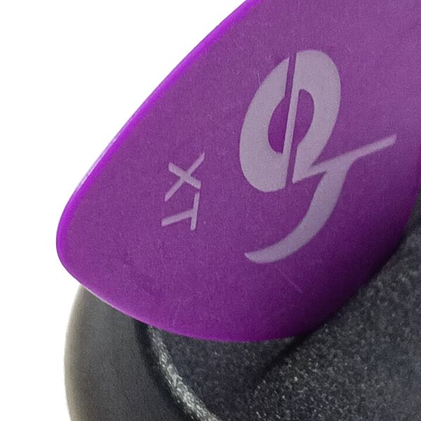 細部の仕上がり PLAYTECH ティアドロップピック XTの角とエッジ