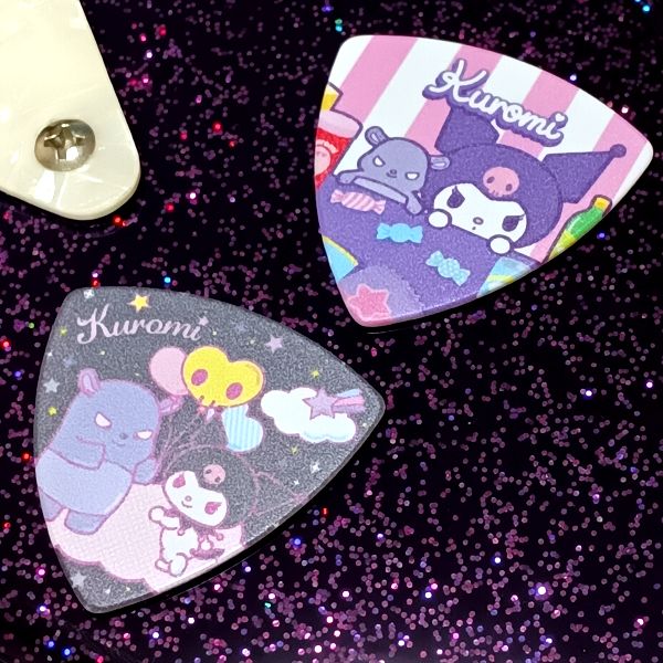 Scorelay Japan (スコアレイジャパン) クロミ ピック（サンリオ）FRIENDとSHOPPINGを斜めに配置した画像