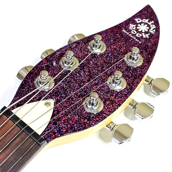 クロミのずきんとそっくりなギターヘッド