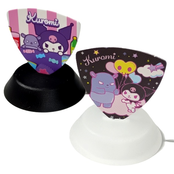 Scorelay Japan (スコアレイジャパン) クロミ ピック（サンリオ）Shinjo ピックスタンドを使っているところ