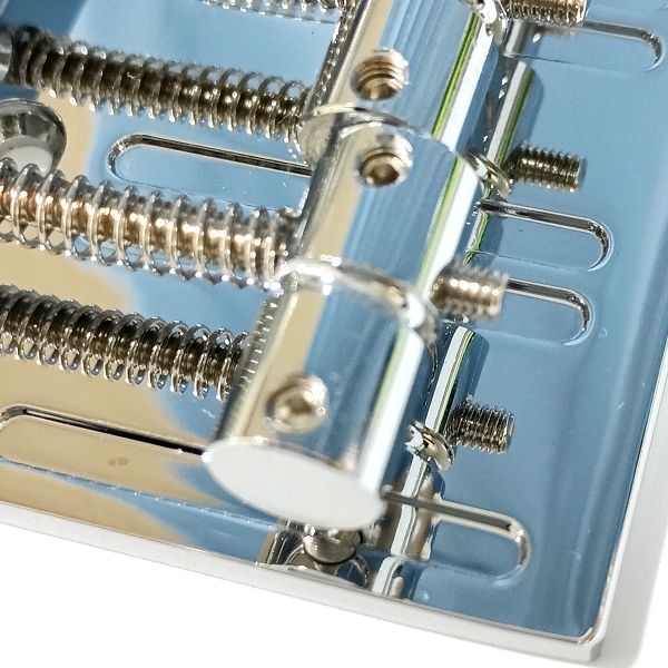 PLAYTECH ( プレイテック ) GPB411 ベース用ブリッジ 横ずれ防止用の溝